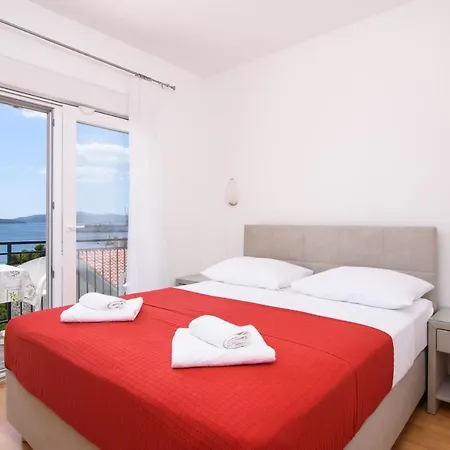 Apartments Mastelic Trogir Exterior photo